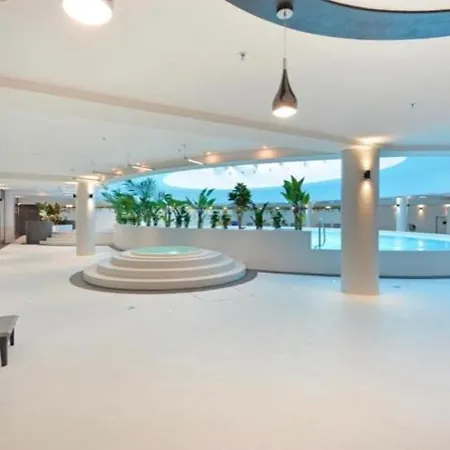 Appartement Hanza Tower Club Family Jacuzzi & Pool Szczecin